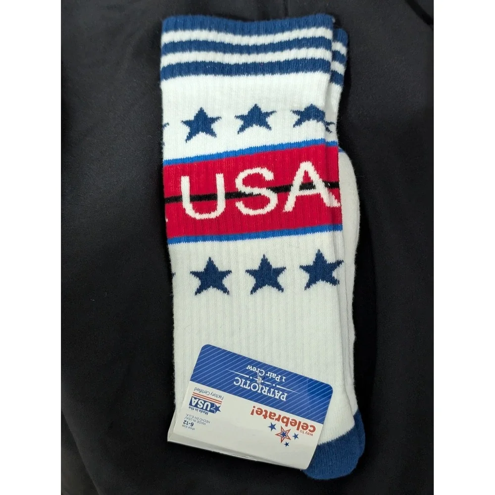 Way to Celebrate Patriotic USA Socks Mens Size 6-12 Stars Stripes Red White Blue